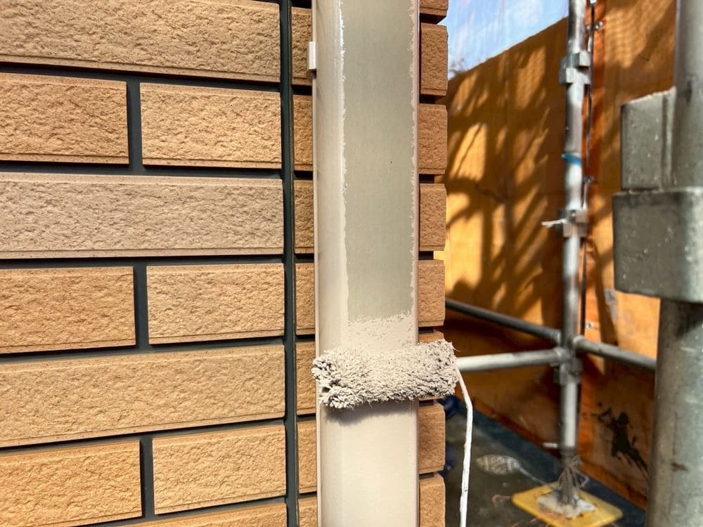 生駒市の屋根塗装をリペイント匠が施工した写真