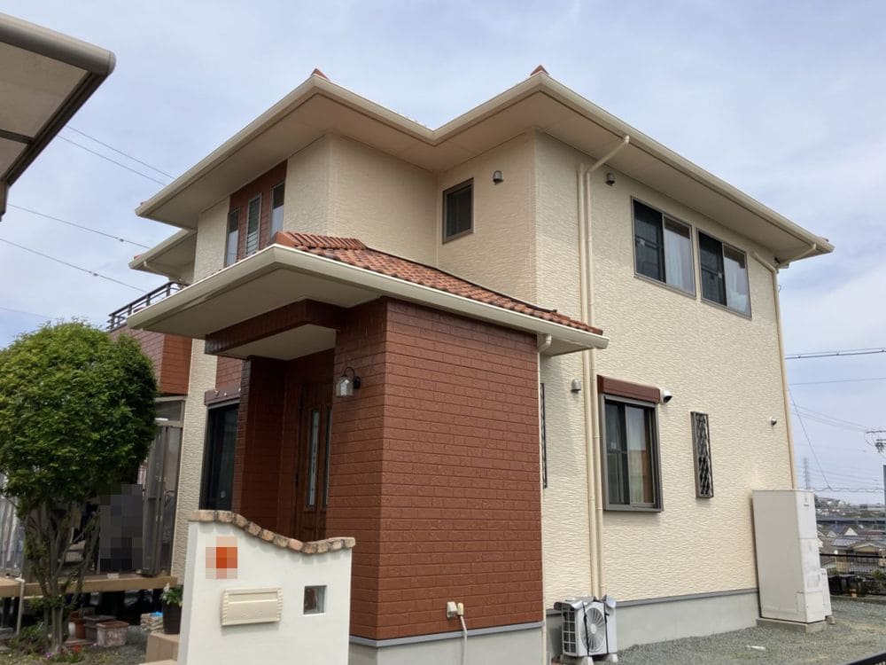 F様(奈良市久居野村町)施工後 奈良市|優しい外観へ大変身|対応が良かったので、アパートに続きご自宅も依頼