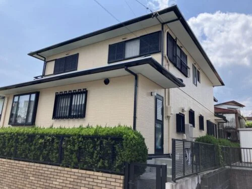 生駒市Y様施工後外壁 (3) 生駒市の外壁塗装、屋根工事をリペイント匠が施工した写真