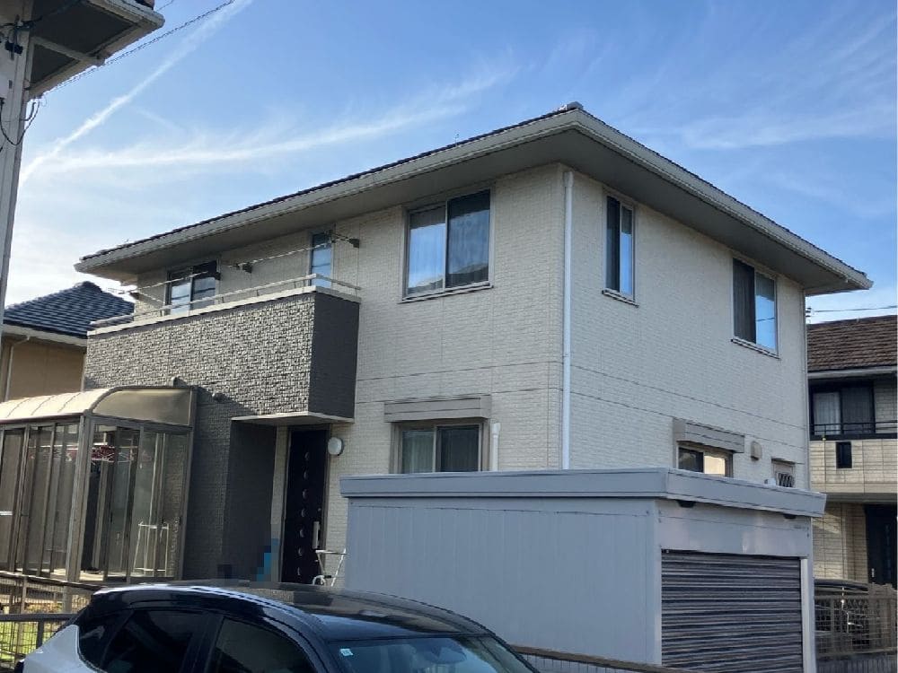 K様(津)施工前_外壁全体 (3) 奈良市の外壁塗装、防水工事をリペイント匠が施工した写真