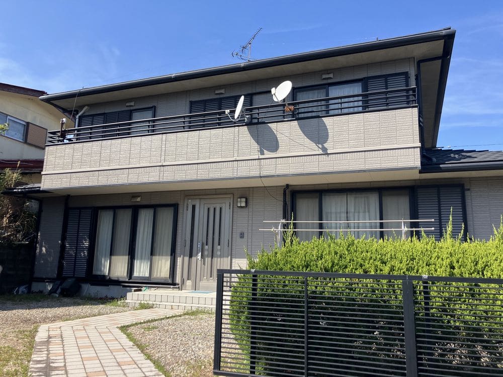 生駒市で外壁塗装と屋根工事をリペイント匠が施工した写真