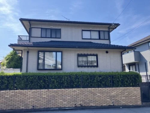 生駒市Y様施工前外壁 (2) 生駒市の外壁塗装、屋根工事をリペイント匠が施工した写真