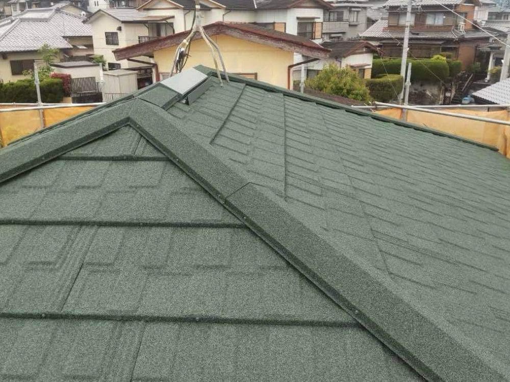 本体(施工後1) 生駒市で外壁塗装と屋根工事をリペイント匠が施工した写真