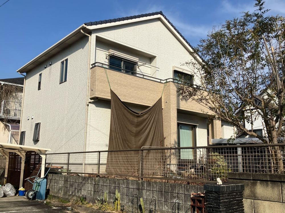 生駒市の外壁塗装をリペイント匠が施工した写真