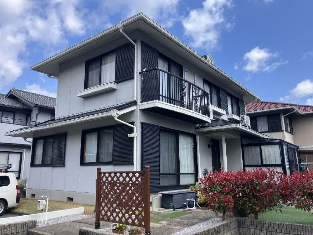 奈良市の外壁塗装、屋根工事をリペイント匠が施工した写真