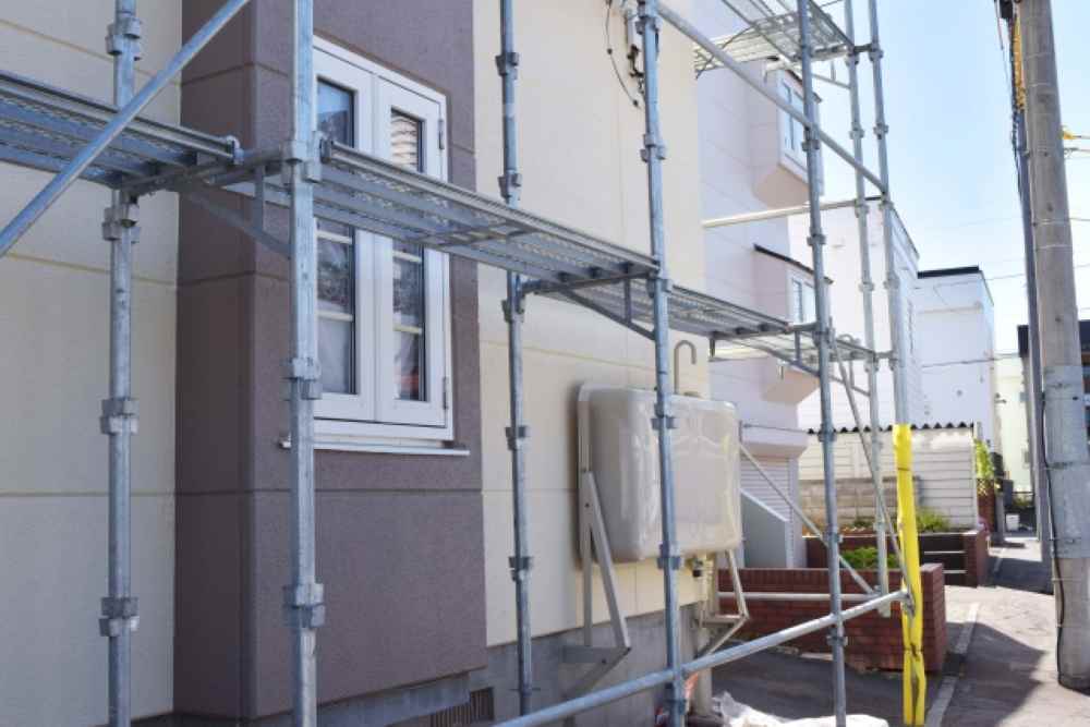 なぜ外壁が膨れる?生駒市の冬の寒暖差と「結露」の恐ろしい関係