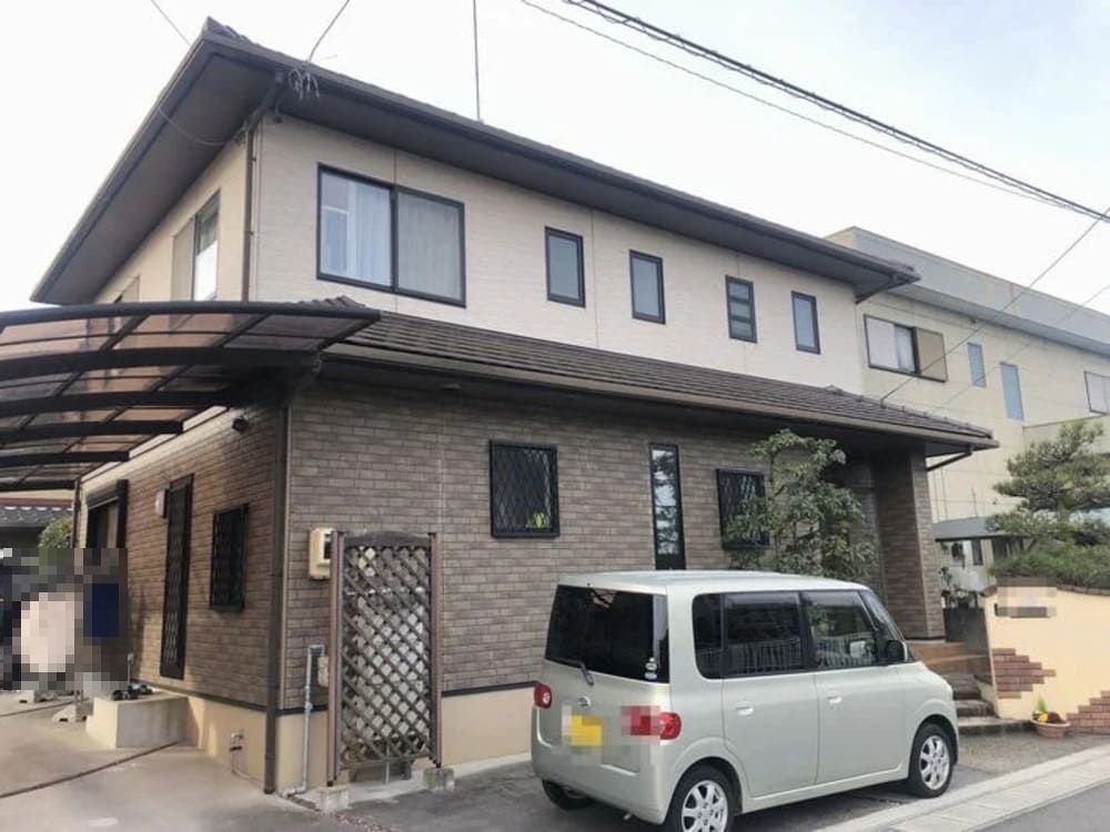 津市O様 施工前 津市│高い技術力で実現したクリヤー塗装│新築時の状態に仕上がり大変満足