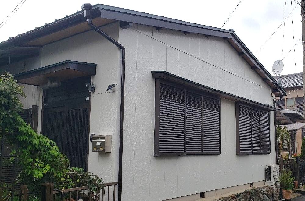 津市の外壁塗装をリペイント匠が施工した写真