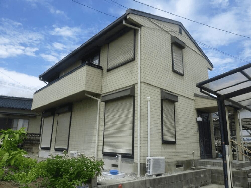津市の外壁塗装をリペイント匠が施工した写真