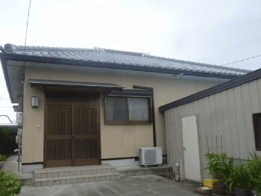 津市の外壁塗装をリペイント匠が施工した写真