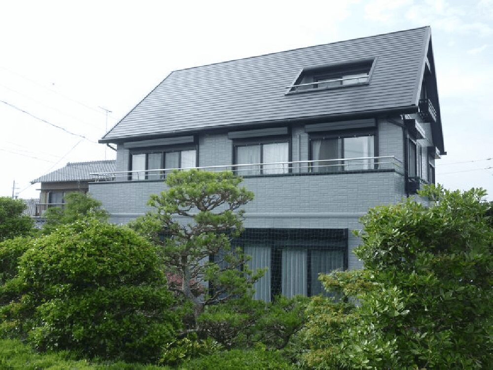津市の外壁塗装をリペイント匠が施工した写真