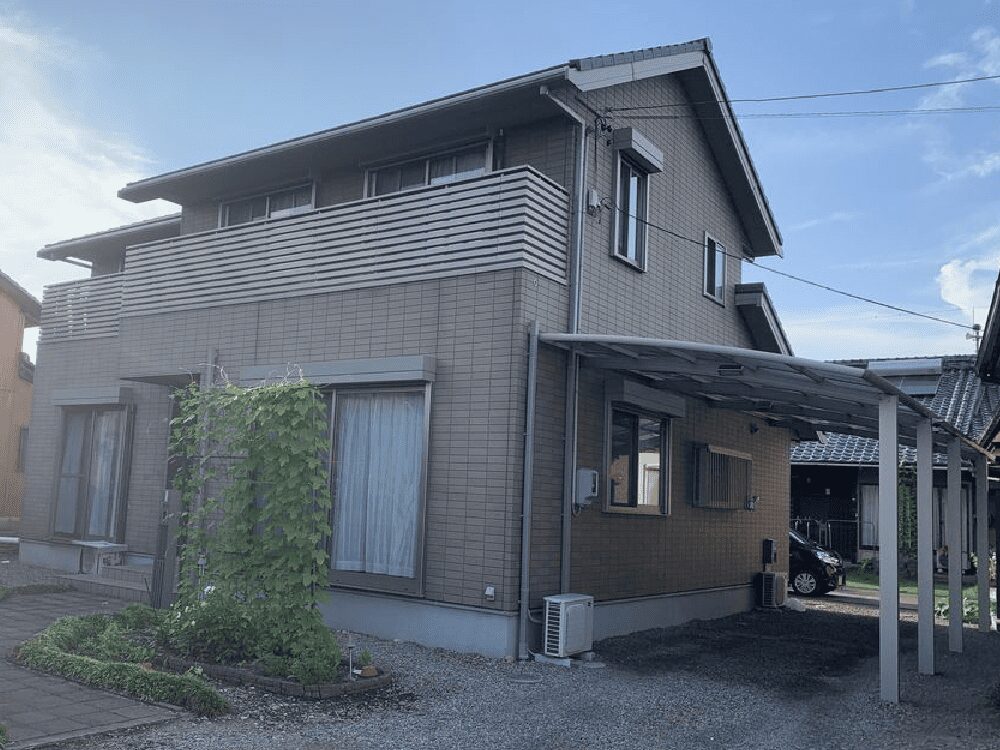 I様(津)施工前 (2) 津市の外壁塗装をリペイント匠が施工した写真