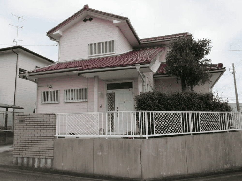 (津)施工前 (6) 津市の外壁塗装をリペイント匠が施工した写真