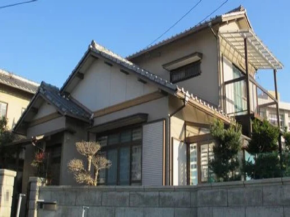 T様(津)施工前 (7) 津市の外壁塗装をリペイント匠が施工した写真