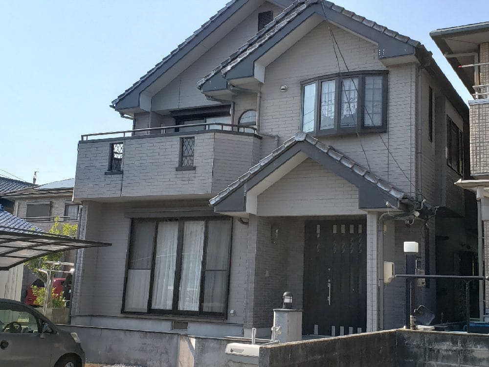 鈴鹿市の外壁塗装をリペイント匠が施工した写真