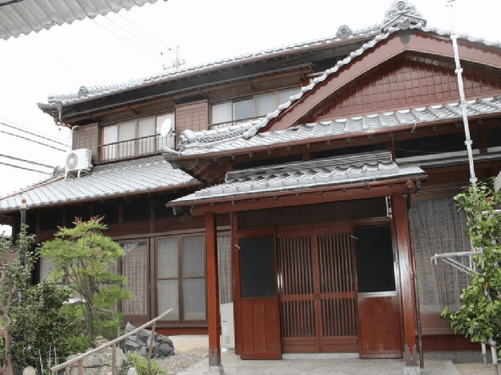 津市の外壁塗装をリペイント匠が施工した写真