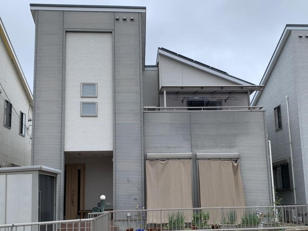 S様(鈴鹿)施工前 (4) 鈴鹿市の外壁塗装をリペイント匠が施工した写真
