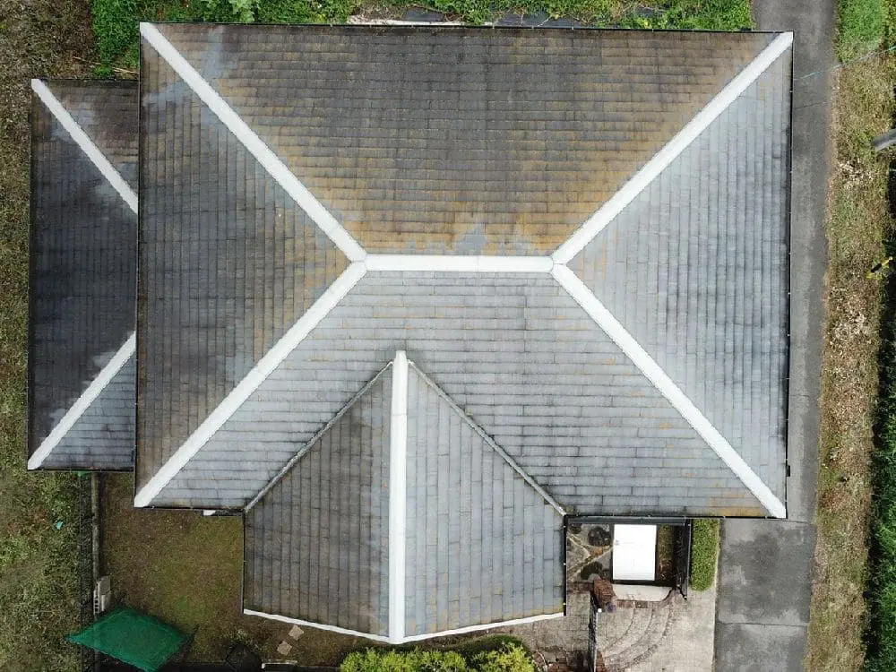 津市の外壁塗装、屋根工事をリペイント匠が施工した写真