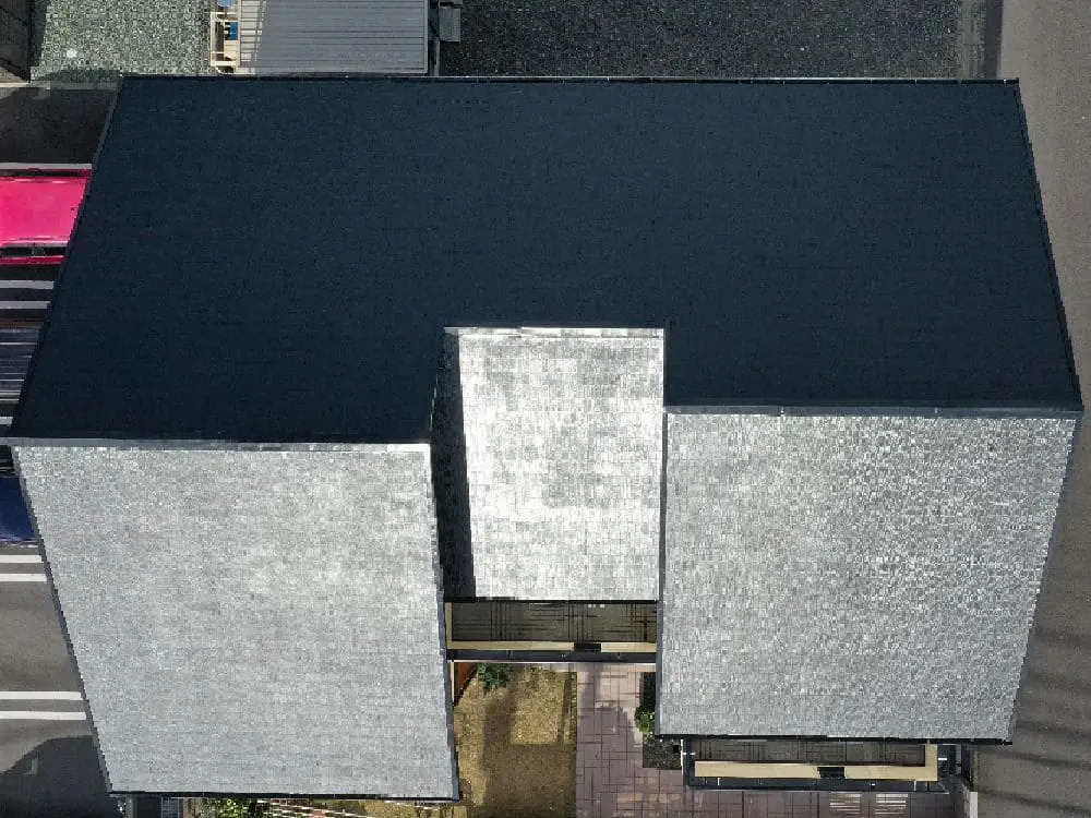 鈴鹿市の外壁塗装、屋根塗装をリペイント匠が施工した写真