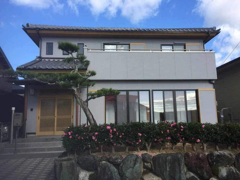 施行後-1 津市の外壁塗装をリペイント匠が施工した写真