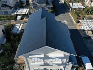 津市の屋根塗装をリペイント匠が施工した写真