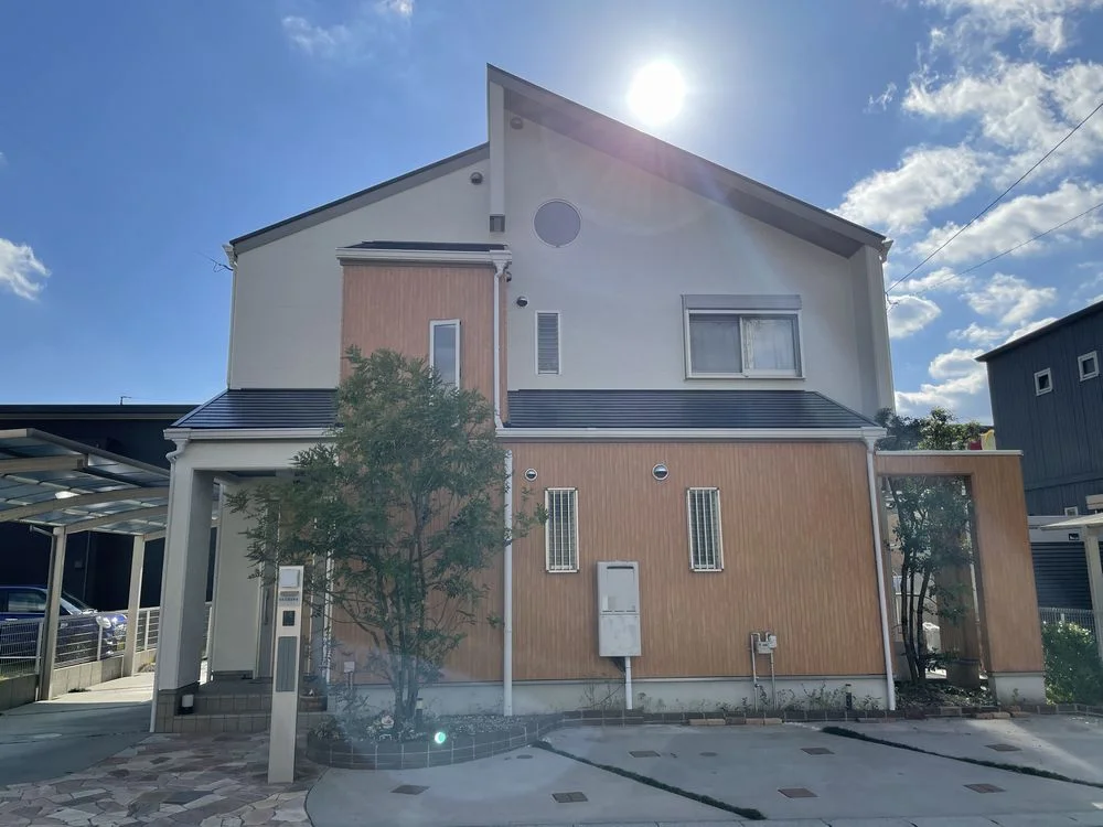 津市の外壁塗装、屋根塗装をリペイント匠が施工した写真