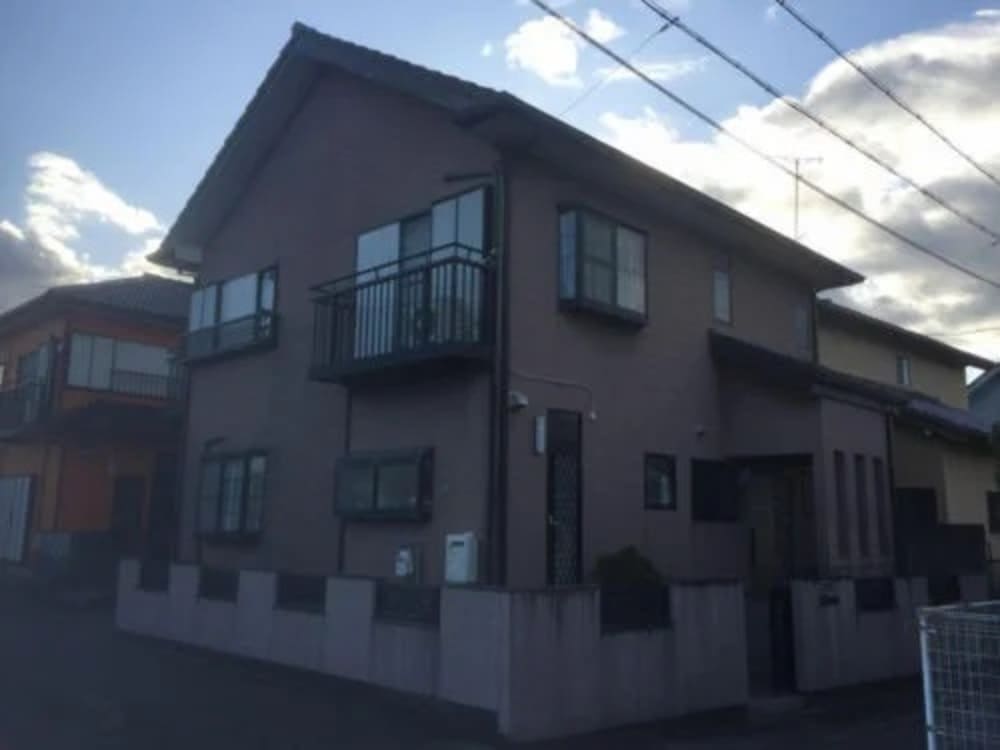 施工前-2-9-1-500x375 (1) 鈴鹿市の外壁塗装をリペイント匠が施工した写真