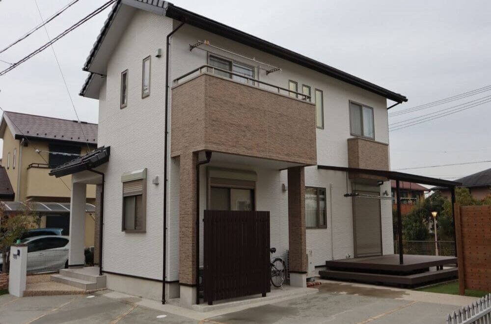 津市の外壁塗装をリペイント匠が施工した写真