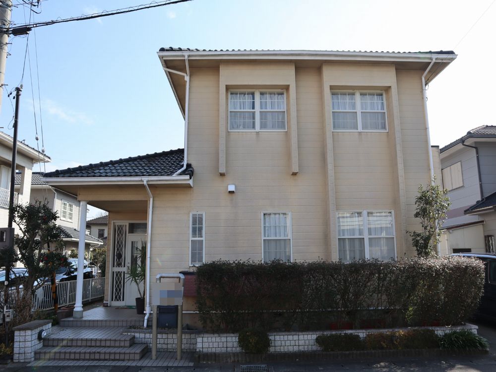 施工前 1 亀山市の外壁塗装、屋根塗装をリペイント匠が施工した写真