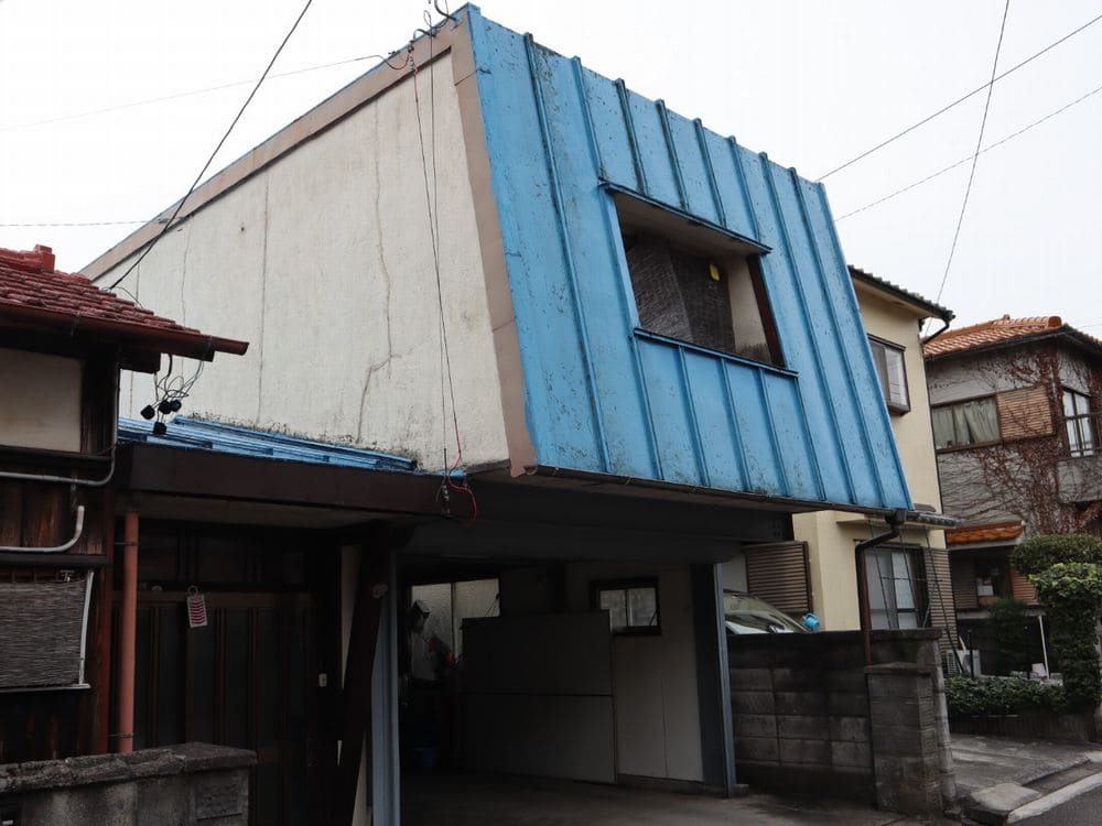 Ⅿ様(鈴鹿)外壁 施工前 (2) 鈴鹿市の外壁塗装をリペイント匠が施工した写真