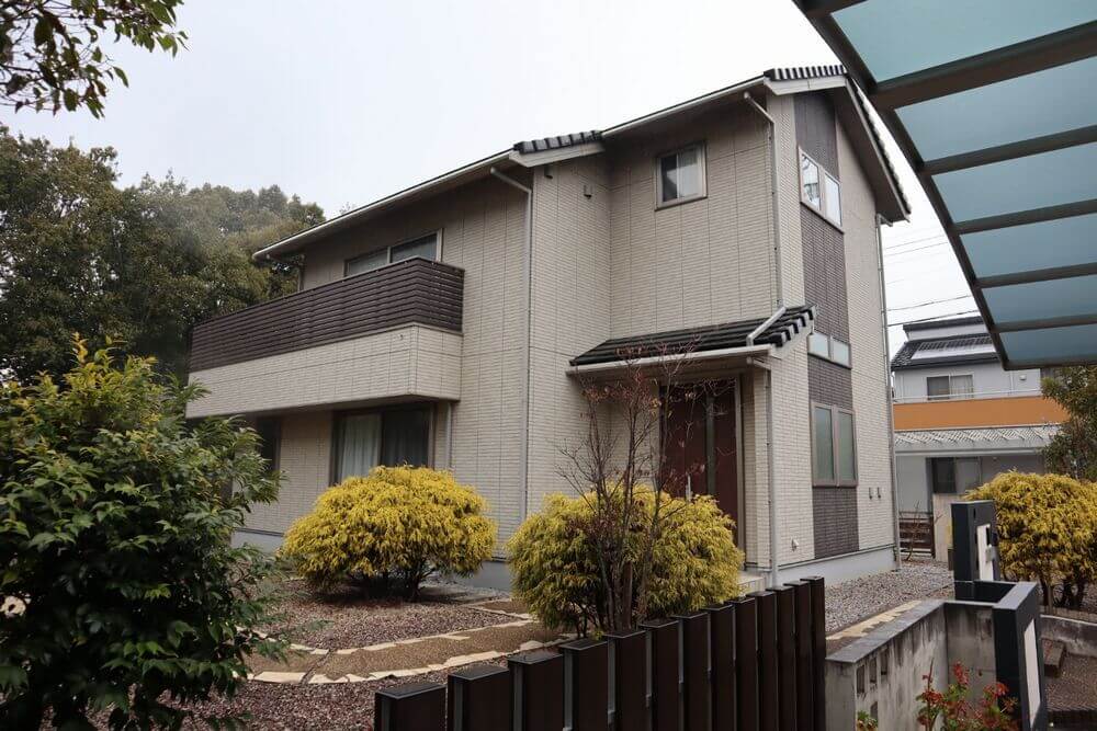施工前 2 (8) (1) リペイント匠、外壁塗装、無機