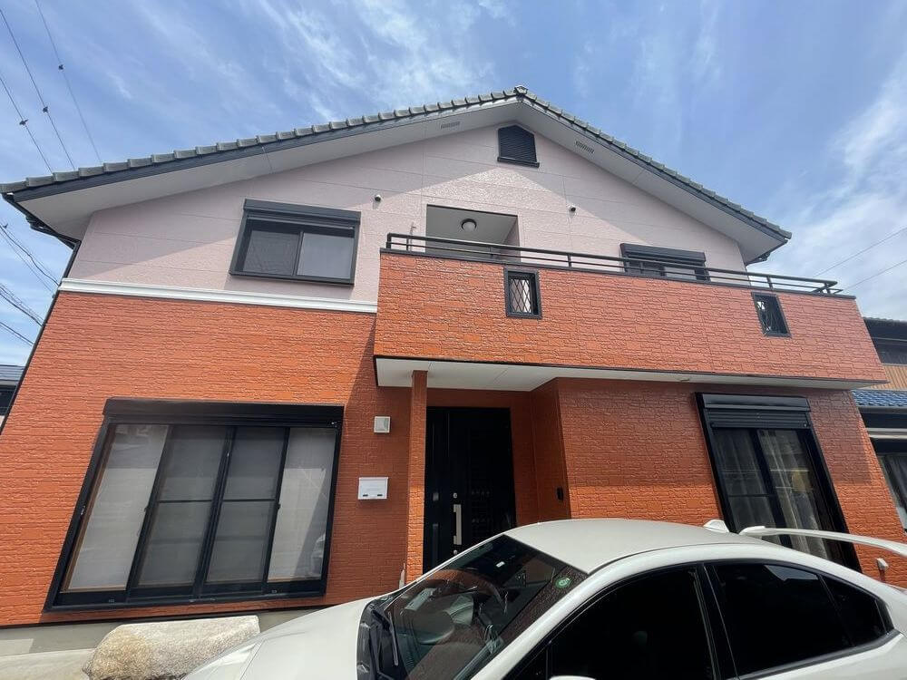 鈴鹿市の外壁塗装をリペイント匠が施工した写真