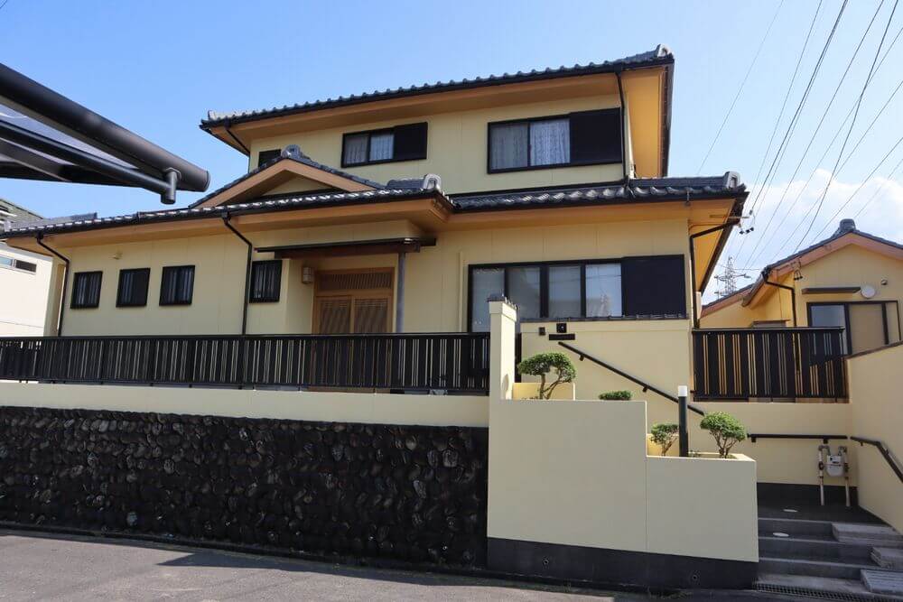 和風住宅の外壁塗装を価格動画付きで詳しく現役プロが解説 和風住宅の外壁塗装を価格動画付きで詳しく現役プロが解説
