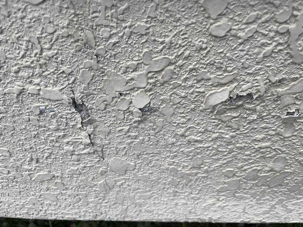 外壁ひび割れ　外壁塗装　リペイント匠