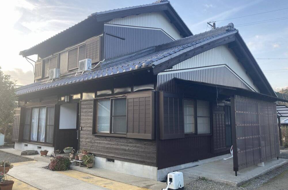 伊賀市｜和風住宅が塗装で蘇る｜皆さん良い人で自分の家のようにやってくれた