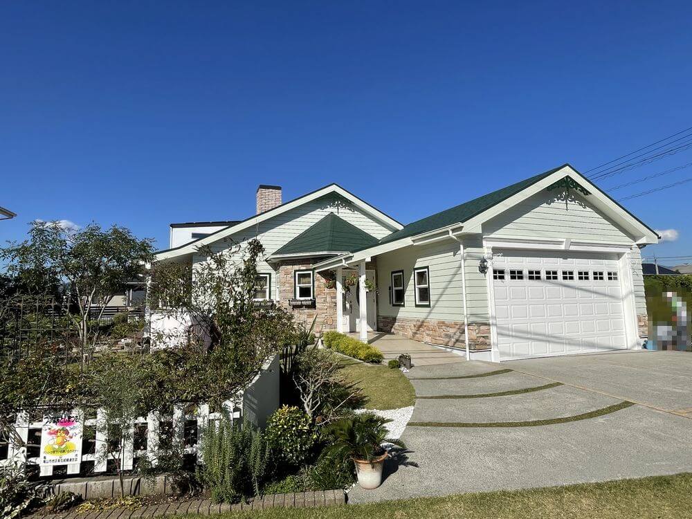 亀山市|カントリー風な素敵な外観へ|家のイメージが想像以上で大満足でした