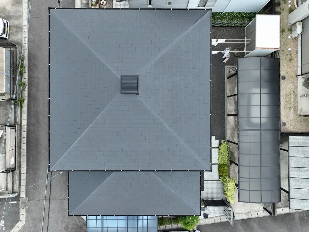M様亀山施工後_屋根全体 亀山市の外壁塗装、屋根塗装をリペイント匠が施工した写真