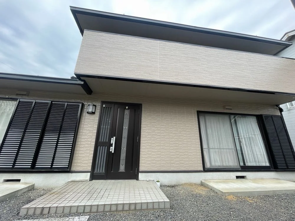 亀山市|パナホームの住宅を上品に塗り替え|朝・夕の挨拶や交換ノートが良かった