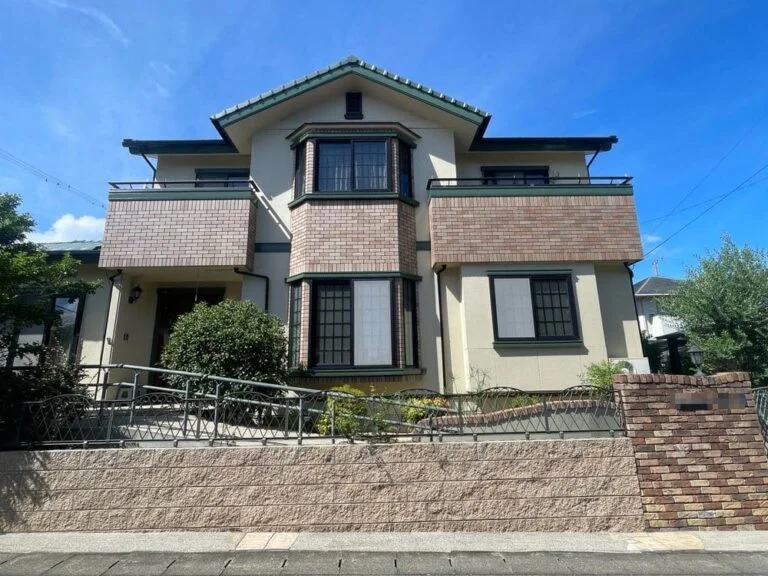 亀山市│クリーム色で上品に塗り替え│交換日記が良い取り組みですね