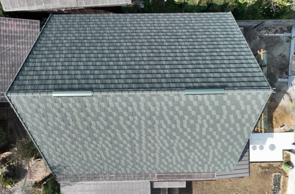 津市｜屋根カバー工事でリフレッシュ｜誠意によって全幅の信頼を寄せてます