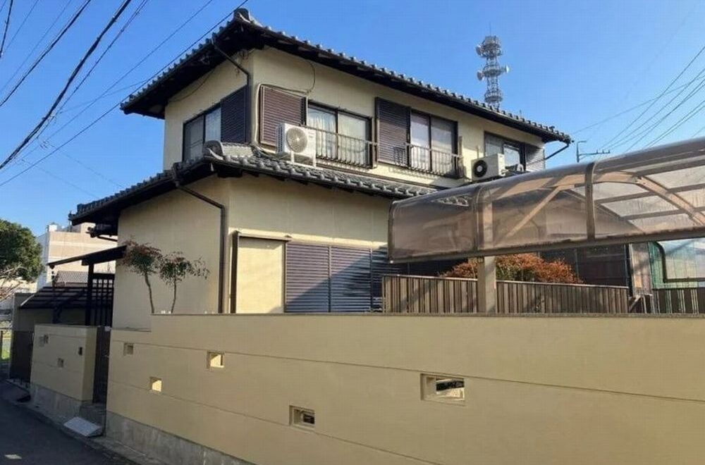 津市｜三交ホームの住宅を優しいお色に塗装｜施工後の点検もあるので安心