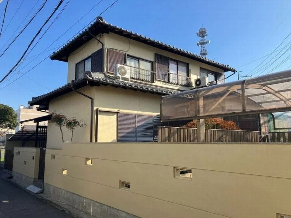 津市|三交ホームの住宅を優しいお色に塗装|施工後の点検もあるので安心