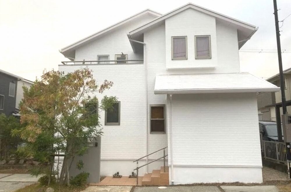 津市｜三交ホームの住宅をホワイトカラーで一新｜口コミ通りでした