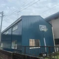 亀山市｜築40年の倉庫をブルーへ一新｜次もリペイント匠さんにお願いします