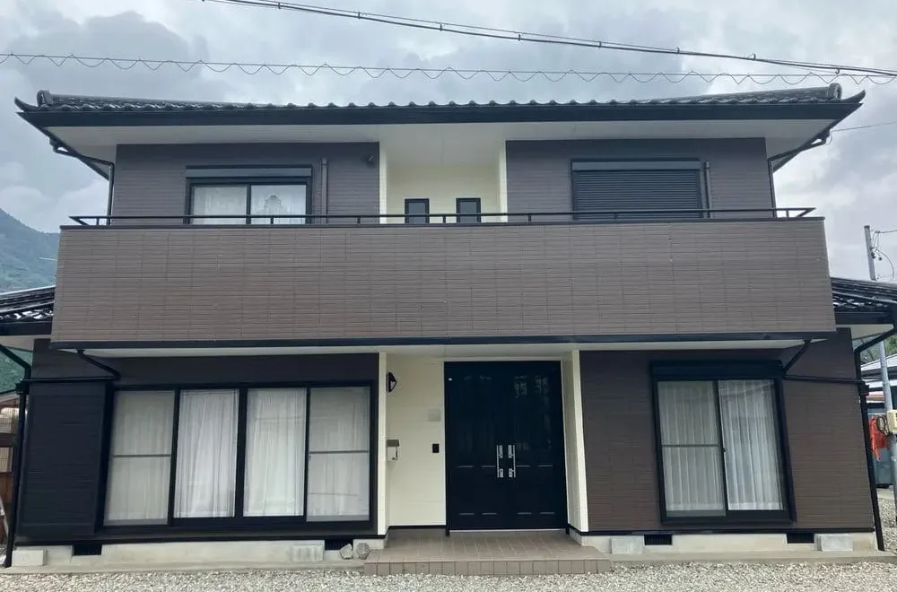紀北町｜上品なお色に塗装│色選びから仕上がりまで良くして頂きました