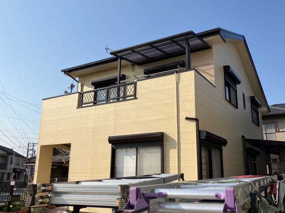 U様(津)施工後_外壁全体 津市の外壁塗装、防水工事をリペイント匠が施工した写真