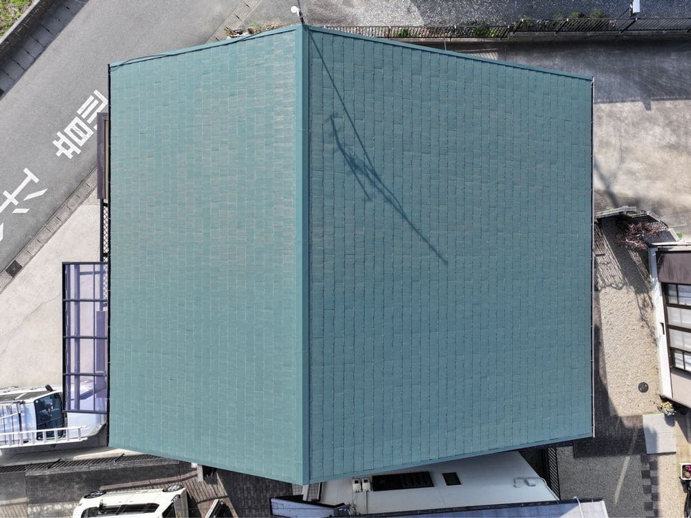 U様(津)施工後_屋根全体 津市の外壁塗装、防水工事をリペイント匠が施工した写真