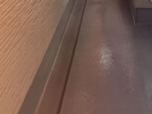 伊勢市の防水工事をリペイント匠が施工した写真