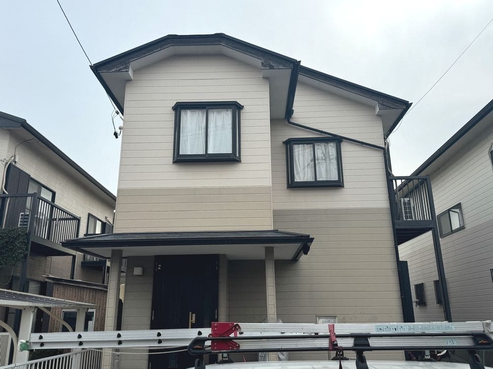 T様(四日市市) 施工前_外壁全体(2) 四日市市の外壁屋根塗装をリペイント匠が施工した写真