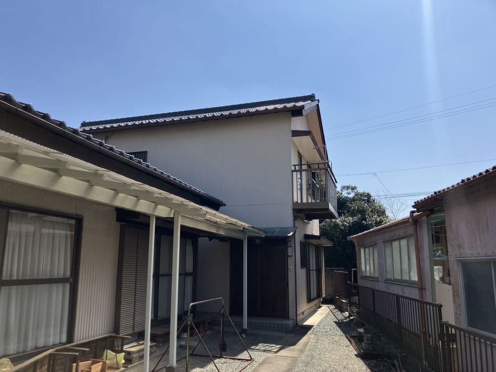 O様(松阪市)外壁_施工前3 松阪市の外壁塗装をリペイント匠が施工した写真